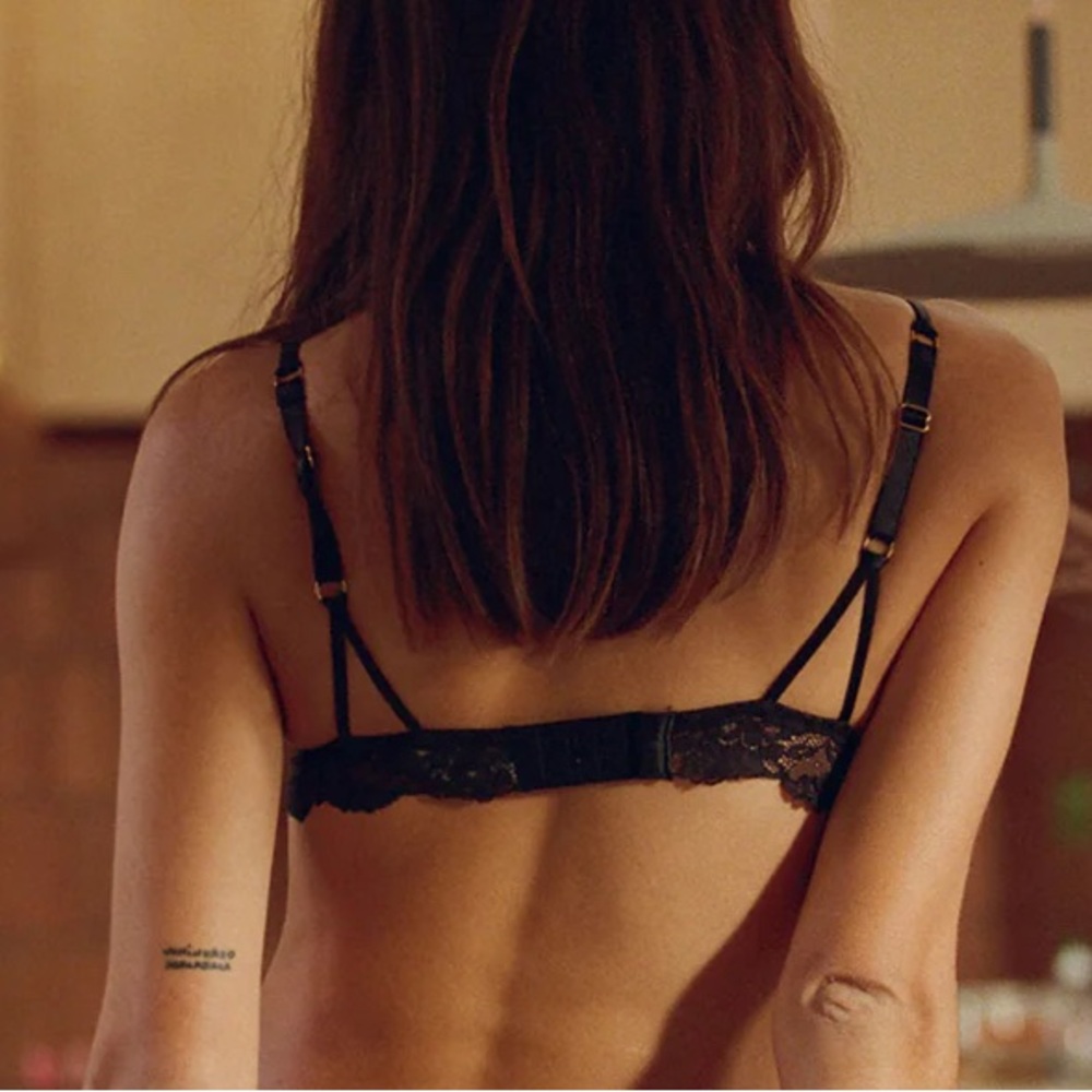 Chic Black Lace Triangle Bra - image 2